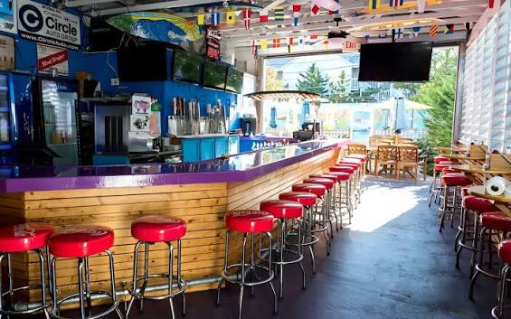 Bum Rodgers Crab House & Tavern
